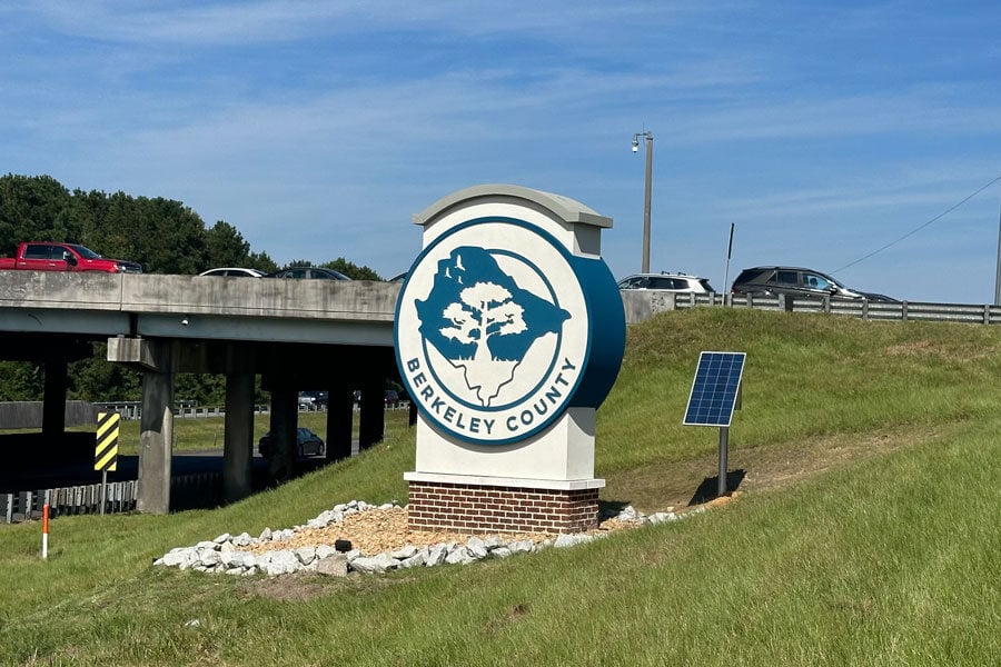 Berkeley SC Sign Solar Lighting System