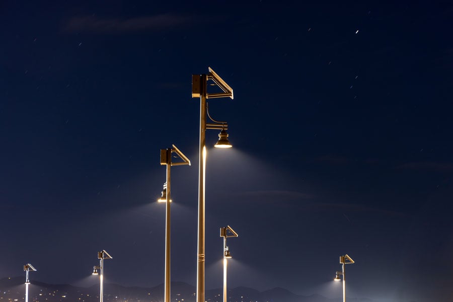 Santa Fe Airport Lighting Solar Parking Lot Lighting Systems