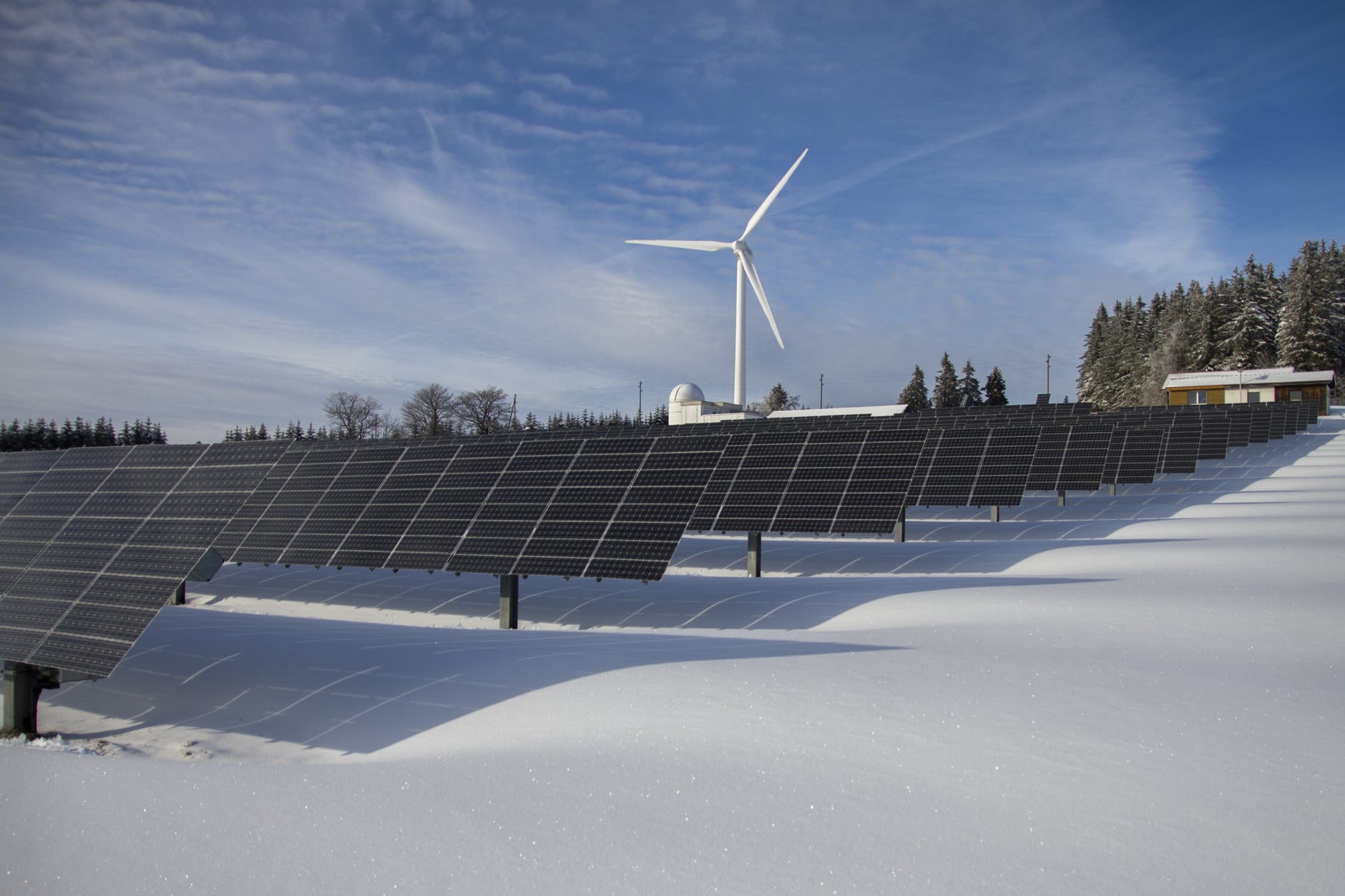 Performance And Maintenance Of Solar Panels In Cold Climates